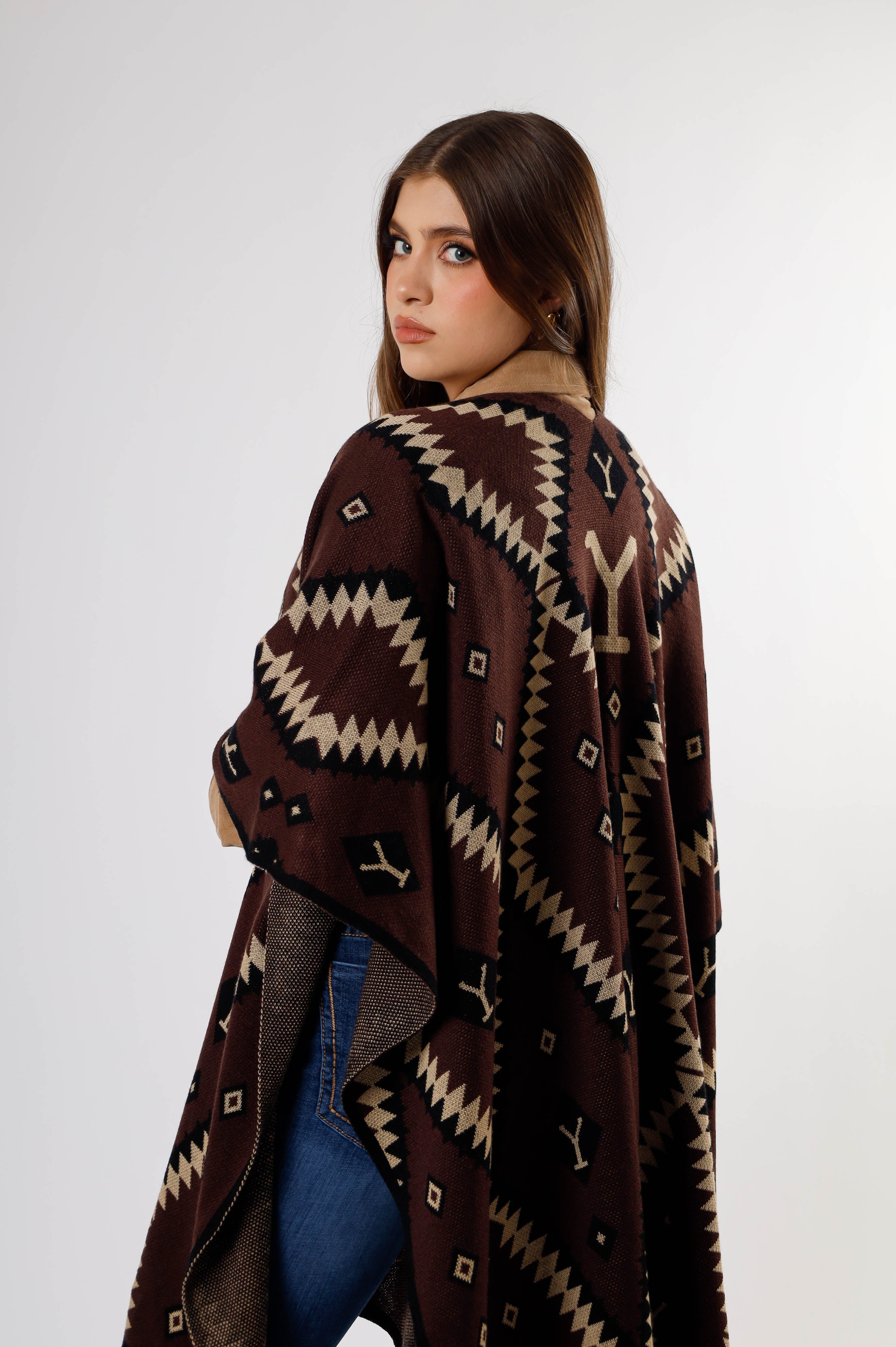 Poncho 001